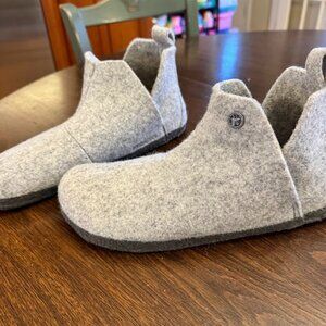 Birkenstock Andermatt Shearling Gray Wool Felt Slipper Boots Size 10